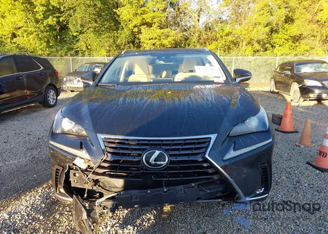 2019 Lexus Nx 300 z USA, uszkodzony, nr VIN JTJBARBZXK2192618